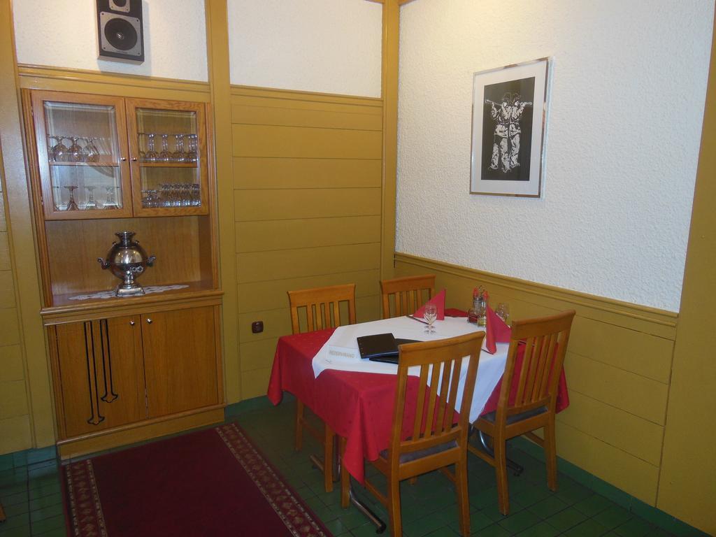 Hotel Pri Belokranjcu Novo Mesto Exterior photo